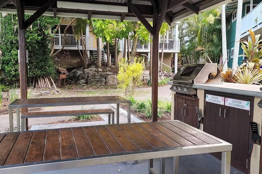 Luxury Top Floor Sunset Villa Noosaville 0*,  Australia