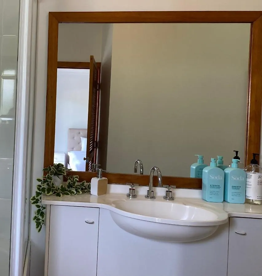 Luxury Top Floor Sunset Villa Noosaville Apartment